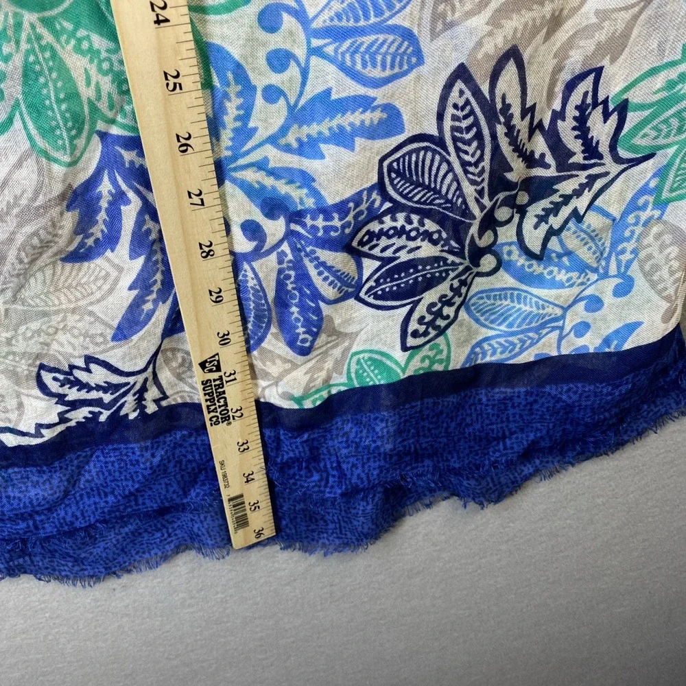 NWT‎ Vera Bradley Soft Fringe Scarf Women OS Blue Santiago Floral Chic Vacation